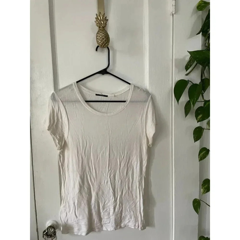 Tahari Women's size Medium White T-Shirt